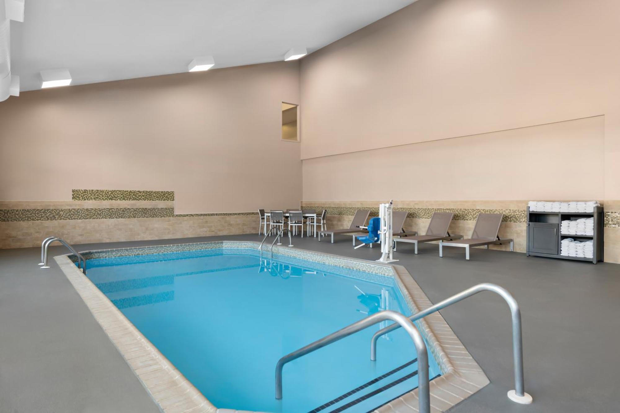 Country Inn & Suites By Radisson, Coon Rapids, Mn Exterior foto